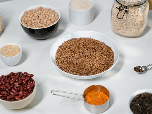 Nourrir son microbiote : fibres, aliments fermentés et régularité