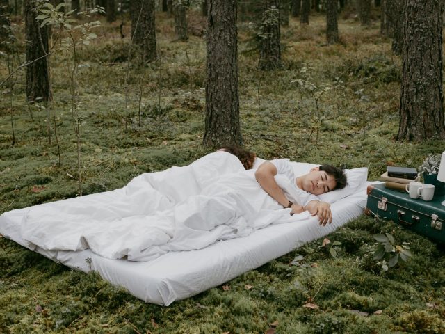 Insomnie et ménopause : l&rsquo;impact méconnu des hormones