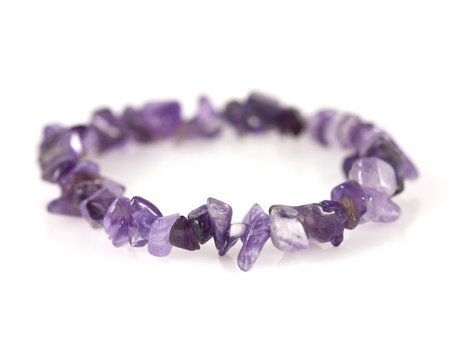 Bracelet en pierre naturelle personnalisé : comment bien le choisir