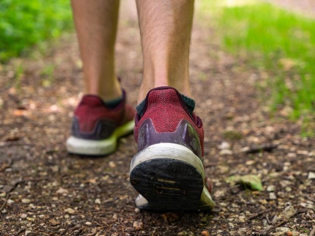 Prévenir les blessures en course à pied : conseils médicaux