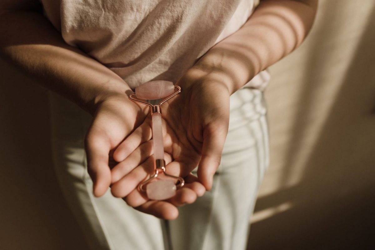 Quartz rose au quotidien : quelle place dans votre équilibre mental