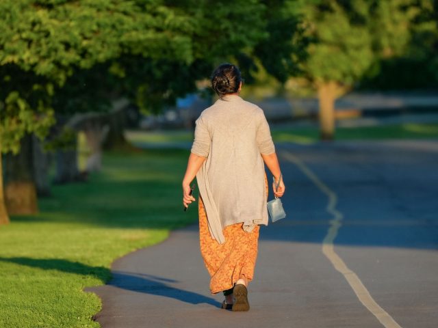 Reprendre confiance en son corps : la marche avant le premier cours